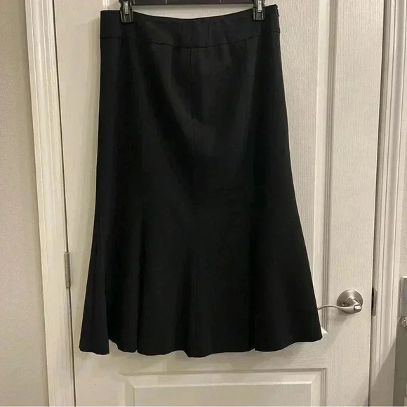 Investments Dresses & Skirts - Black Lined Skirt by Investments